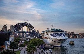 AUSTRALIA-SYDNEY-INT'L CRUISE SHIPS-RETURN