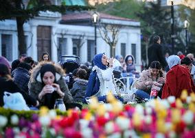 TURKEY-ISTANBUL-RAMADAN-IFTAR