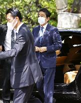 Ex-Japan PM Abe visits Yasukuni shrine