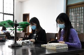 CHINA-BEIJING-PKU-LIBRARY (CN)