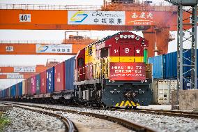 #CHINA-SHAANXI-XI'AN-LAOS-FREIGHT TRAIN (CN)