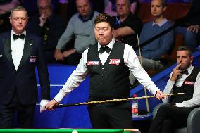 (SP)BRITAIN-SHEFFIELD-SNOOKER-WORLD CHAMPIONSHIP-ROUND 2