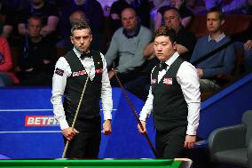 (SP)BRITAIN-SHEFFIELD-SNOOKER-WORLD CHAMPIONSHIP-ROUND 2