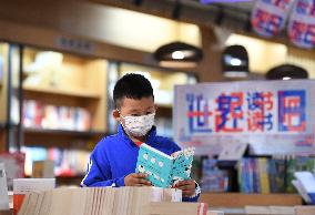 CHINA-HEBEI-WORLD BOOK DAY-READING (CN)