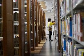 #CHINA-WORLD BOOK DAY-READING (CN)