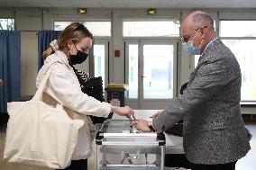 FRANCE-PRESIDENTIAL ELECTIONS-SECOND ROUND-VOTE