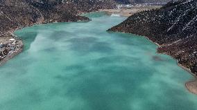 CHINA-TIBET-RA'OG LAKE-SNOWY SCENERY (CN)