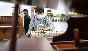 CHINA-LIAONING-YINGKOU-PIANO MAKING-RESUMPTION (CN)