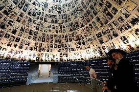 MIDEAST-JERUSALEM-HOLOCAUST-REMEMBRANCE-YAD VASHEM