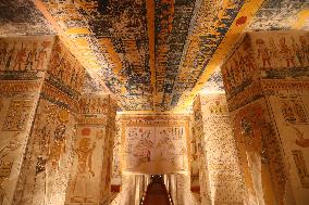 EGYPT-LUXOR-VALLEY OF THE KINGS-RAMESSES VI-TOMB