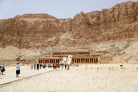 EGYPT-LUXOR-HISTORIC MONUMENTS-TOURISM