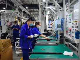 Xinhua Headlines: Foreign firms bullish on Chinese market despite pandemic