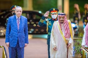 SAUDI ARABIA-JEDDAH-TURKISH PRESIDENT-KING-CROWN PRINCE-MEET