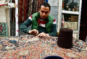 SYRIA-ALEPPO-CARPET REPAIR