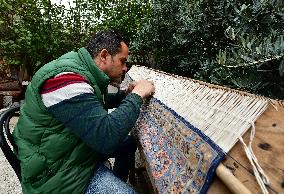 SYRIA-ALEPPO-CARPET REPAIR