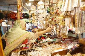 PAKISTAN-ISLAMABAD-EID AL-FITR-SHOPPING