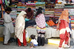 PAKISTAN-ISLAMABAD-EID AL-FITR-SHOPPING