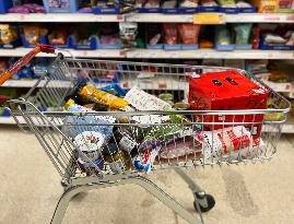 BRITAIN-LONDON-BENCHMARK INTEREST RATE-RAISING