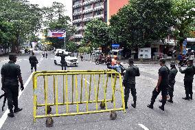 SRI LANKA-COLOMBO-CLASHES-CURFEW