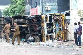 SRI LANKA-COLOMBO-CLASHES-CURFEW