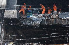 INDIA-NEW DELHI-COMMERCIAL BUILDING-MASSIVE FIRE