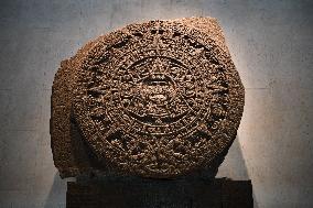 MEXICO-MEXICO CITY-NATIONAL MUSEUM OF ANTHROPOLOGY-STONE OF THE SUN