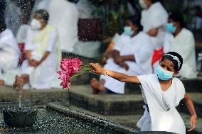 SRI LANKA-COLOMBO-VESAK FESTIVAL