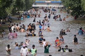 PAKISTAN-LAHORE-CLIMATE CHANGE-HEATWAVE