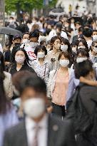 Masks outside not always needed when not chatting: Japan gov't panel