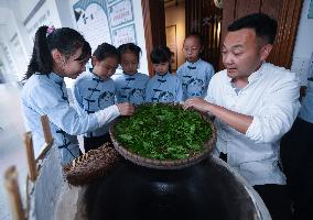 CHINA-ZHEJIANG-HANGZHOU-INTERNATIONAL TEA DAY (CN)