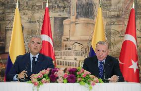 TURKEY-ISTANBUL-PRESIDENT-COLOMBIA-PRESIDENT-MEETING