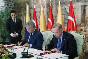 TURKEY-ISTANBUL-PRESIDENT-COLOMBIA-PRESIDENT-MEETING