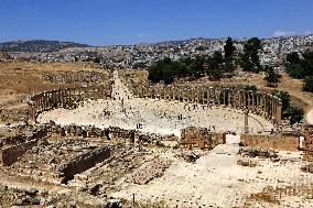 JORDAN-JERASH-ROMAN ARCHEOLOGICAL SITE-TOURISM