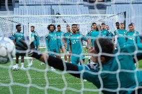 (SP)FRANCE-PARIS-UEFA CHAMPIONS LEAGUE FINAL-TRAINING