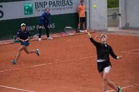 (SP)FRANCE-PARIS-TENNIS-ROLAND GARROS-FRENCH OPEN-WOMEN'S DOUBLES