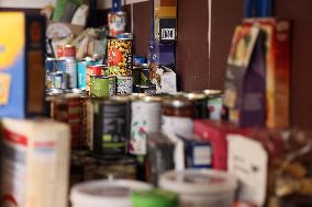 BRITAIN-LONDON-ROCKETING LIVING COSTS-FOOD BANK