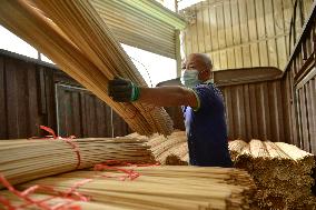 CHINA-JIANGXI-CHONGYI-BAMBOO PRODUCTS (CN)