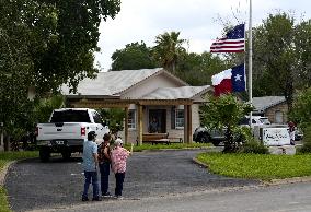 U.S.-TEXAS-UVALDE-MASS SHOOTING-MOURNING