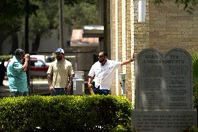 U.S.-TEXAS-UVALDE-MASS SHOOTING-MOURNING