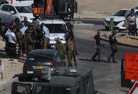 MIDEAST-HEBRON-WOMAN KILLED