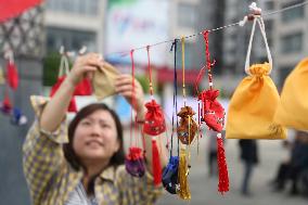 #CHINA-DRAGON BOAT FESTIVAL-FOLK CUSTOM(CN)