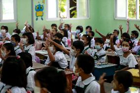MYANMAR-YANGON-SCHOOL-REOPENING