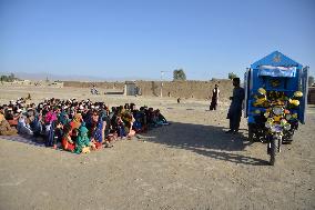 AFGHANISTAN-KANDHAR-MOBILE SCHOOL
