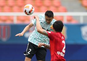 (SP)CHINA-DALIAN-FOOTBALL-CSL-SHANGHAI PORT VS WUHAN CHANGJIANG (CN)