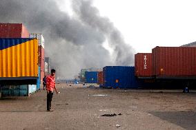 BANGLADESH-CHATTOGRAM-CONTAINER-DEPOT-FIRE