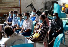 MYANMAR-YANGON-COVID-19-VACCINATION