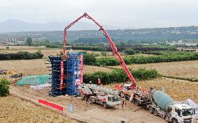 CHINA-SHAANXI-XI'AN-SHIYAN HIGH-SPEED RAILWAY-BRIDGE-CONSTRUCTION (CN)
