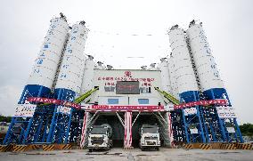 CHINA-SHAANXI-XI'AN-SHIYAN HIGH-SPEED RAILWAY-BRIDGE-CONSTRUCTION (CN)