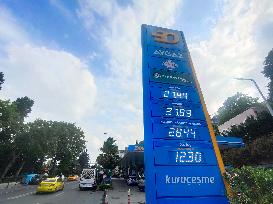 TURKEY-ISTANBUL-FUEL PRICE-HIKE