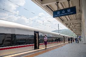 CHINA-CHONGQING-ZHENGZHOU-RAILWAY(CN)